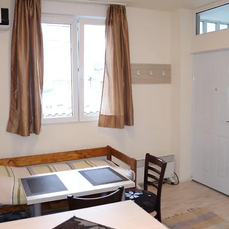 Agape Downtown Guest house 3*